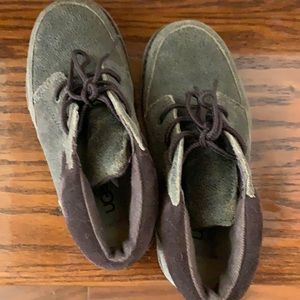 UGG shoes for boy, excellent condition